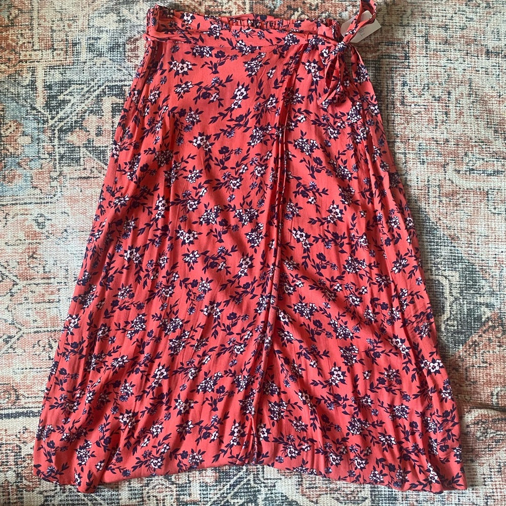 Time and tru wrap skirt with belt